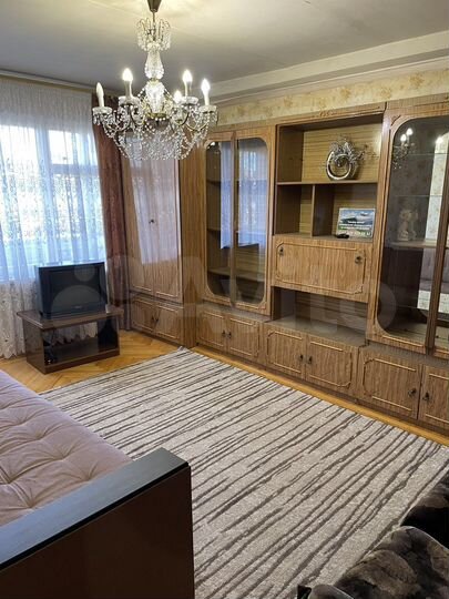 3-к. квартира, 75 м², 2/5 эт.