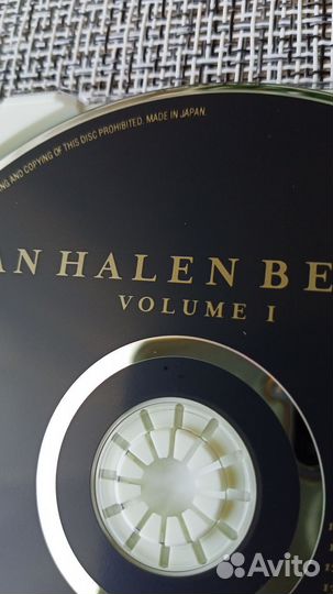 CD Van Halen – Best Of Volume 1 (Japan 2000)