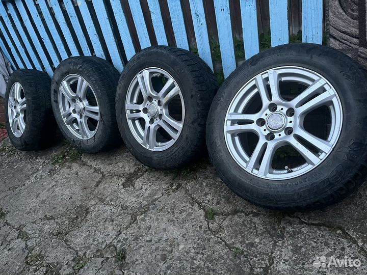 Продам литье с резиной