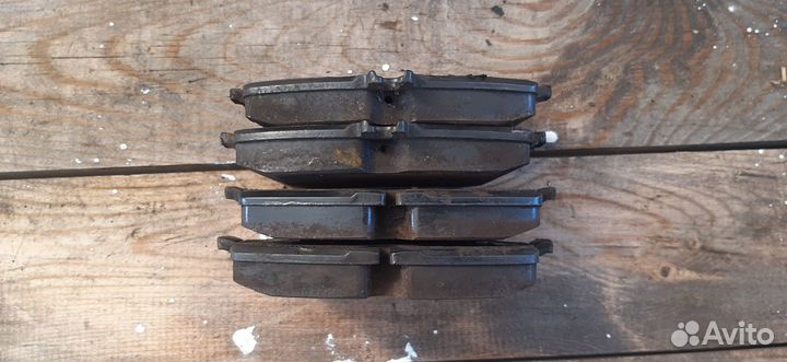 Колодки тормозные передние Mercedes CLK W209