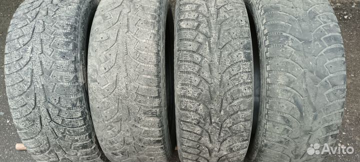 Nokian Tyres Hakkapeliitta SUV 225/60 R17