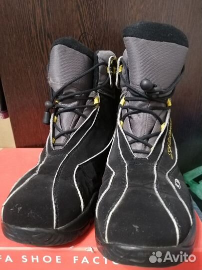 Демисезонные ботинки salomon