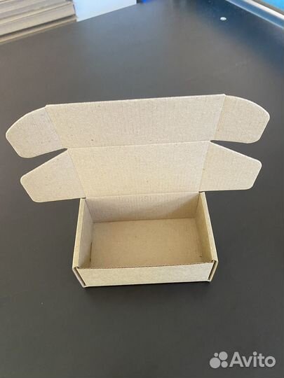 Картонные коробки самосборные
