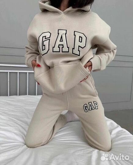 Спортивный костюм женский GAP