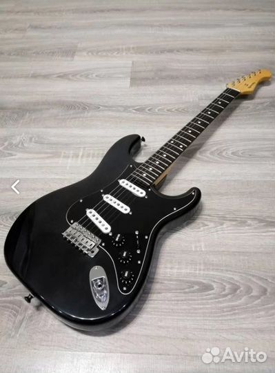 History CZ-msvr BLK + Fender Custom (Japan, 2019)