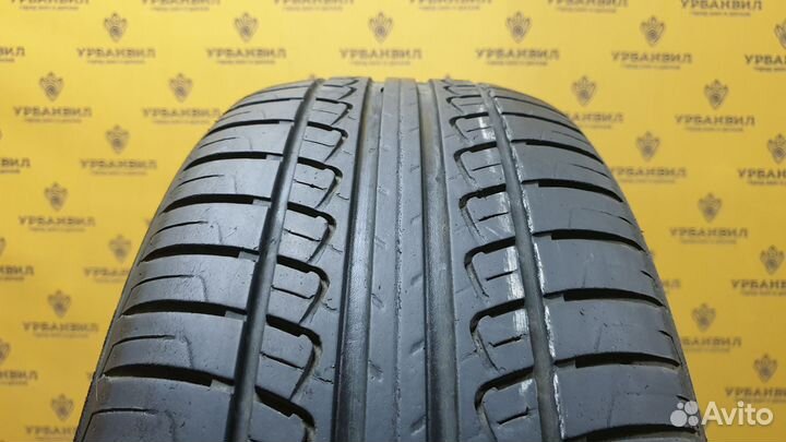 Nexen Classe Premiere 641 215/60 R17