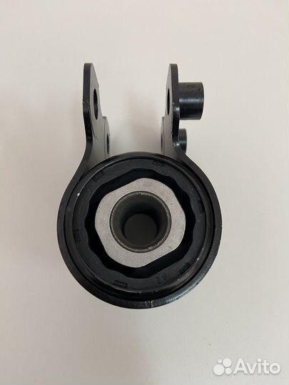 Сайлентблок рычага задний Ford Focus C-MAX 1.4-2.0