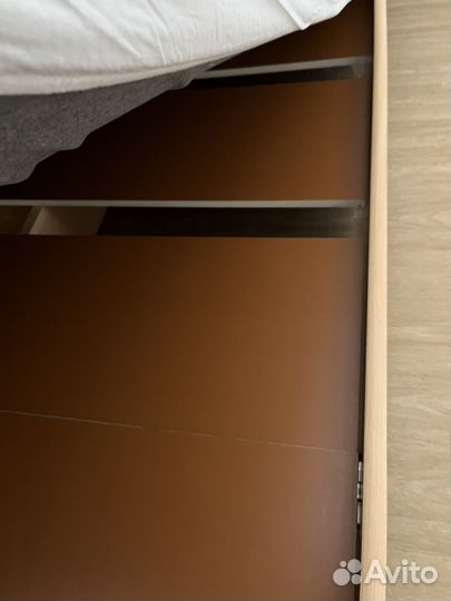 Кровать двуспальная 140х200