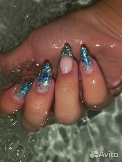 Нужна модель на маникюр