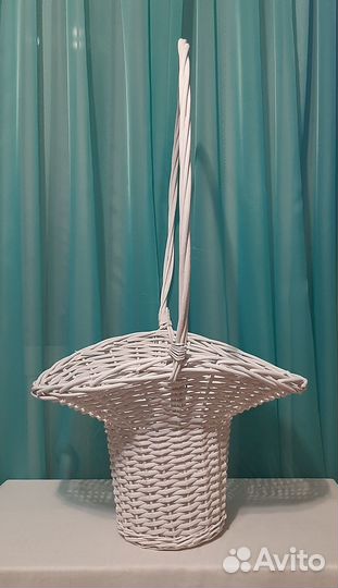 Корзина плетеная большая