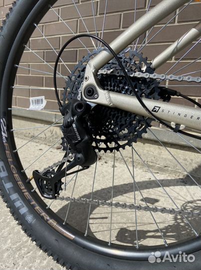 Велосипед Stinger Quest EVO