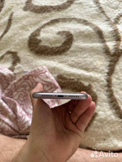 Телефон iPhone 11 128 gb