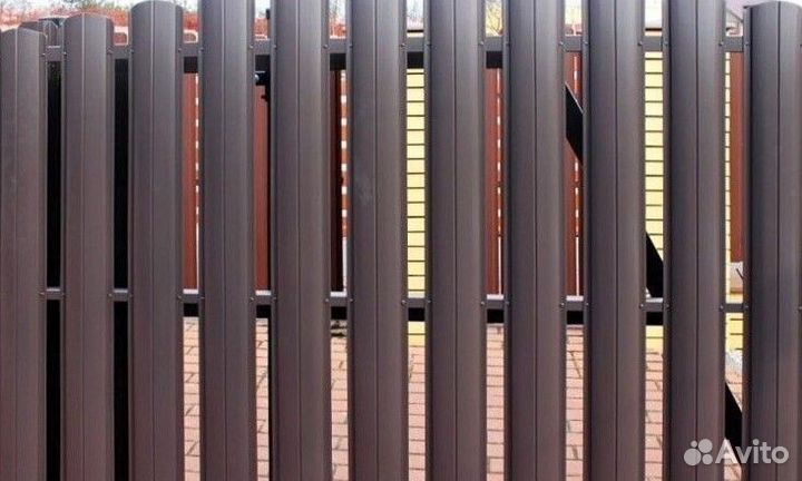 Металлический евроштакетник