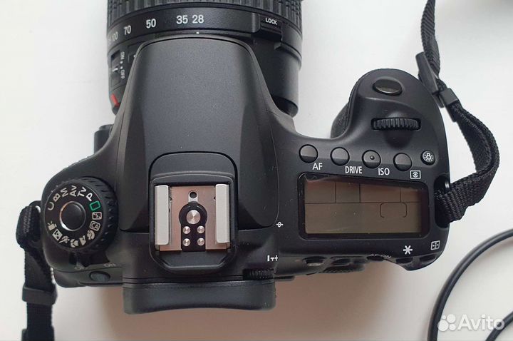 Фотоаппарат Canon 60d (пробег 550 кадров)