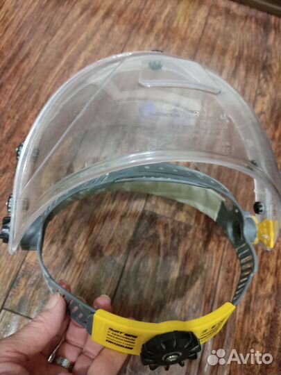 Щиток защитный для лица