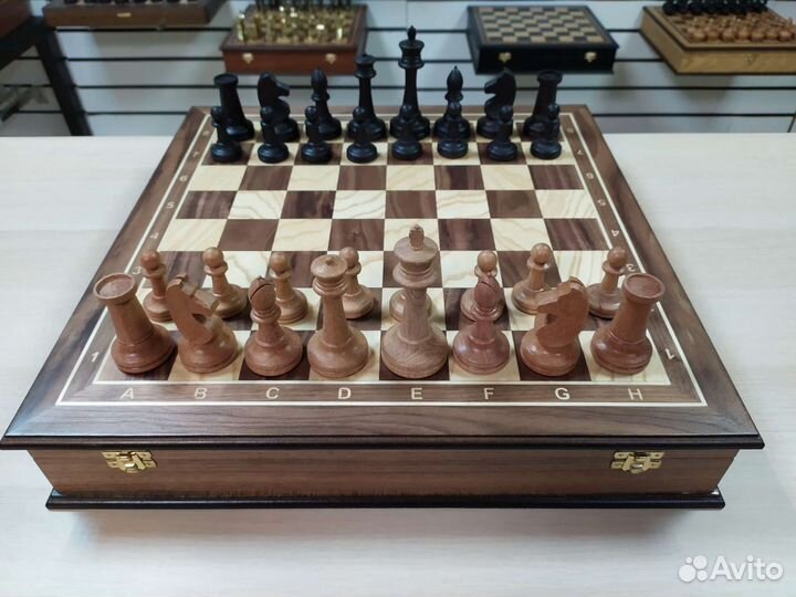 Шахматы фаворит орех