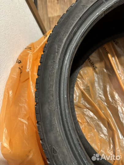 Dunlop SP LT Winter 255/35 R20