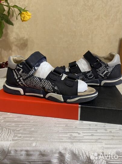 Ортопедические сандалии на мальчика р38, 37,36,34