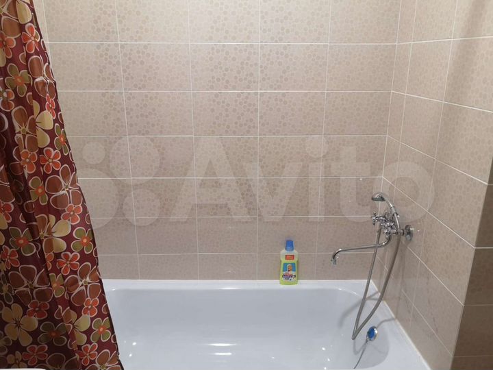 2-к. квартира, 42 м², 2/3 эт.