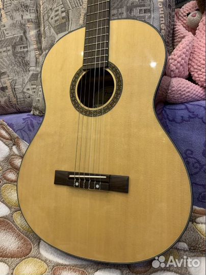 Классическая гитара Fender