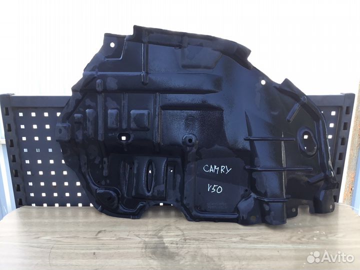 Накладка Toyota Camry V50