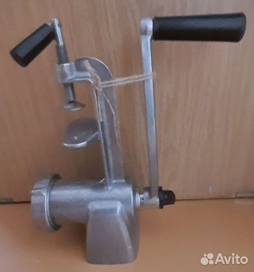 Мясорубка ручная