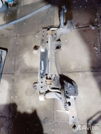 Подрамник Ford Fusion Форд Фьюжен