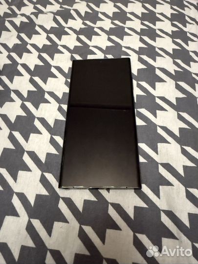 Samsung Galaxy S23 Ultra, 12/256 ГБ