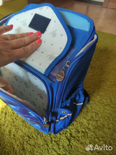 Ранец школьный для мальчика новый