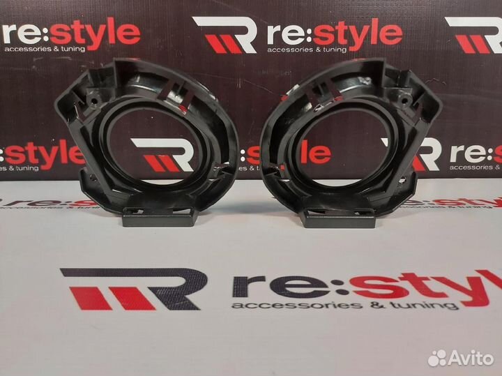 Оправы туманок Toyota Corolla Fielder 161 2м N1520