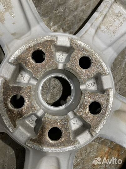 Литые диски r19 на Land rover velar