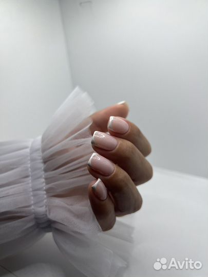 Маникюр, гель-лак