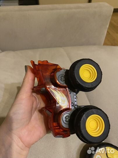 Вспыш и чудо машинки