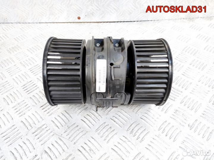 Моторчик отопителя Renault Megane 3 T1009074B