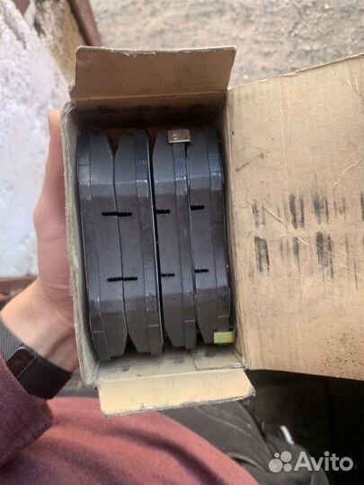 Колодки тормозные передние