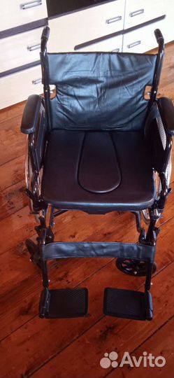 Коляска инвалидная