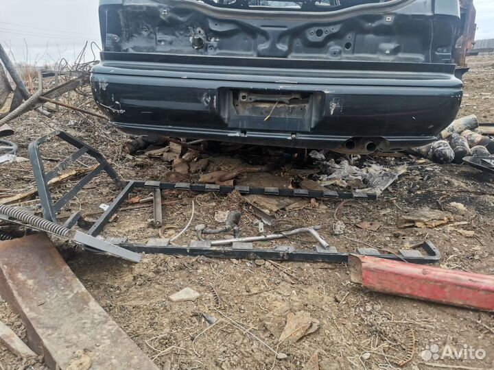 Задний бампер Tayota Camry