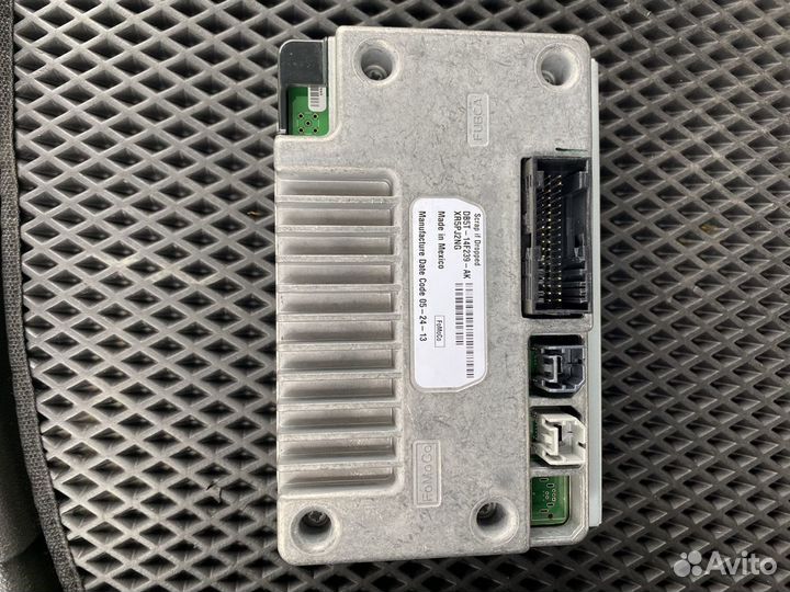 Монитор Ford Explorer 5 с 2010 - 2015