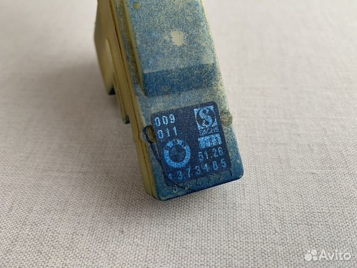 Активатор замка лючка бензобака BMW E23 E24