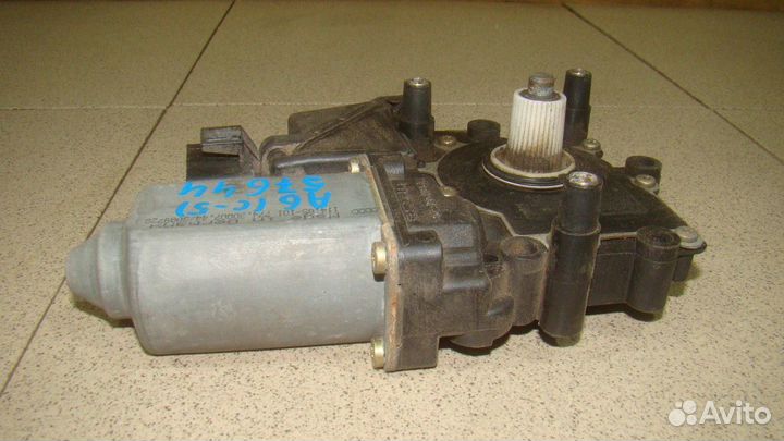 Моторчик стеклоподъемника Audi A6 (C5)