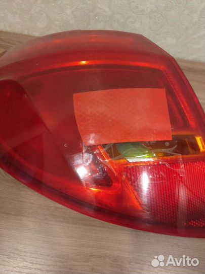 Фонарь задний левый наружный Opel Meriva В