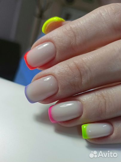 Маникюр,педикюр