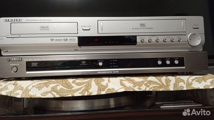 Yamaha DVD S-657 dvd audio/video sa-cd player