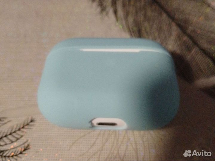 Чехол на наушники airpods pro