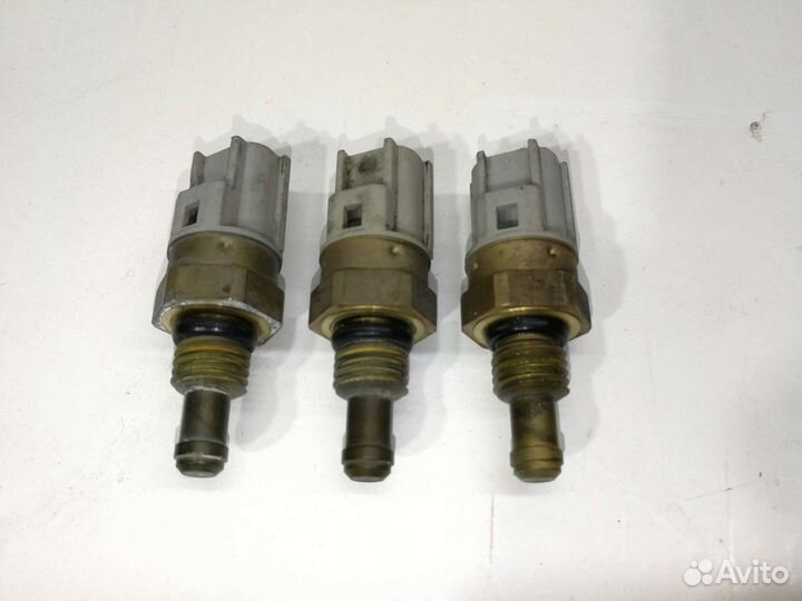 Датчик температуры Mazda