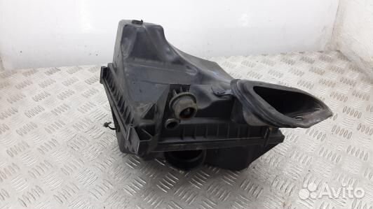 Корпус воздушного фильтра opel astra J (5LV04NQ01)