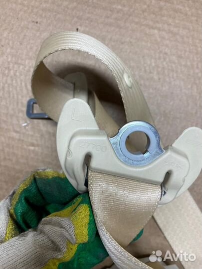 Передний левый ремень безопасности LX 450