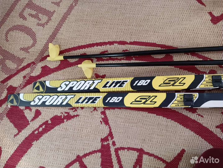 Беговые лыжи комплект