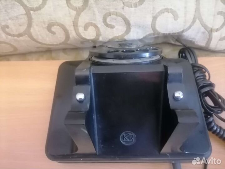 Телефонный аппарат СССР с номеронабирателем