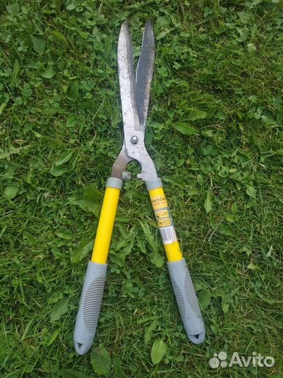 Садовые ножницы кусторез